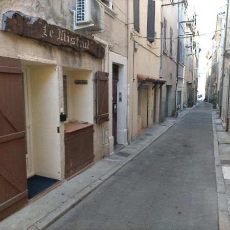 Appartement Le Mistral location à La Ciotat Extérieur photo