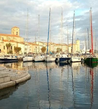 Appartement Le Mistral location à La Ciotat Extérieur photo