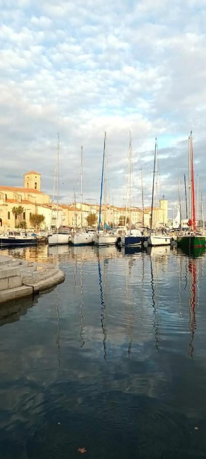 Appartement Le Mistral location à La Ciotat Extérieur photo